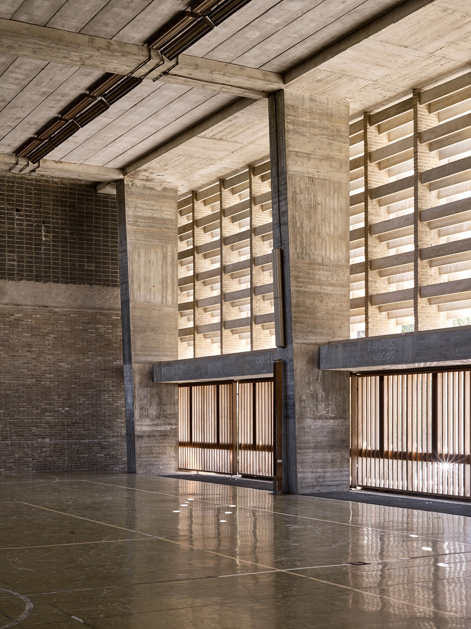 Universidad Laboral Cheste